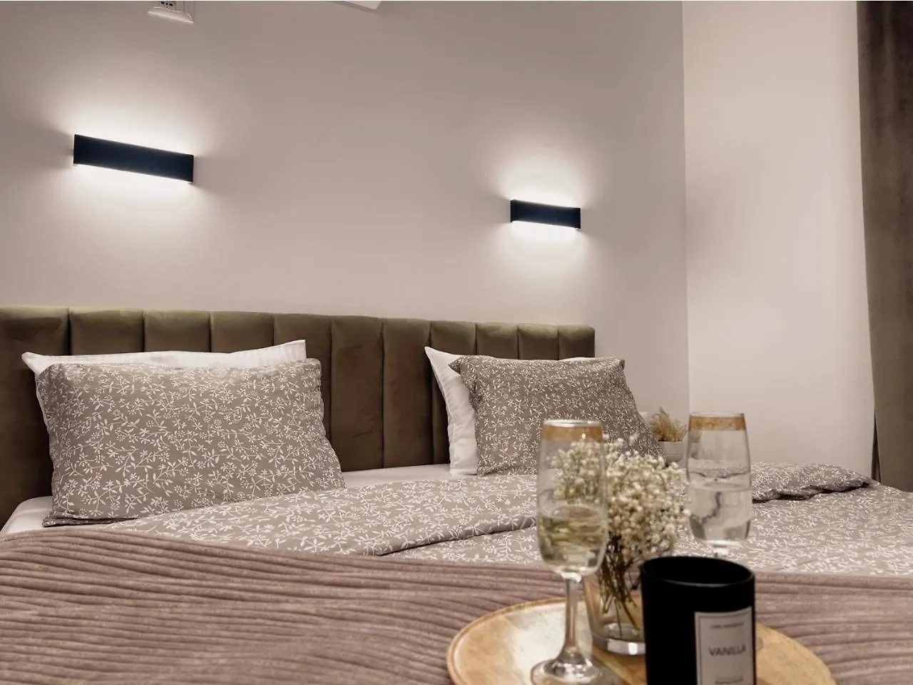 Bllok Scandi Apartments 2 Self -Check-In Tirana Albania