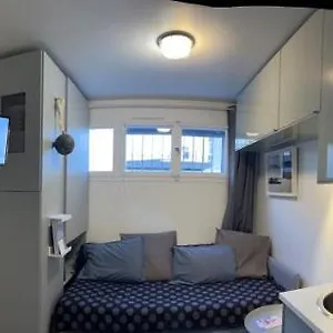 17 Cosy Et Calme Au Dessus Du Vieux Port Appartement Marseille